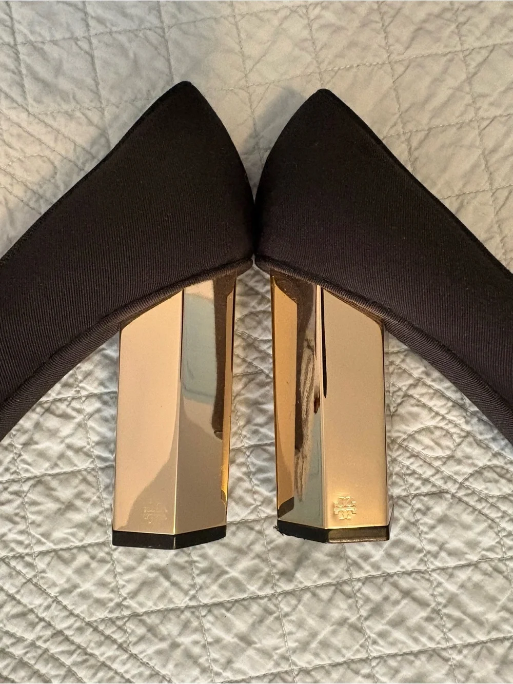 Tory Burch Regina 90mm pump shoe.  Size 7 1/2.